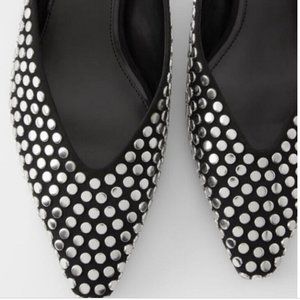 ZARA HEELED STUDDED MULES! V-SHAPED VAMP! CYLINDRICAL HEELS! EU SIZE 38 / US 7.5